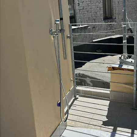 Corte Sui Tetti Di *