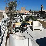 Corte Sui Tetti Di Appartement *