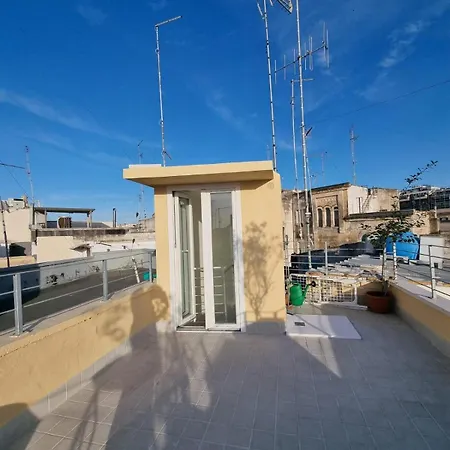 Corte Sui Tetti Di Appartement *